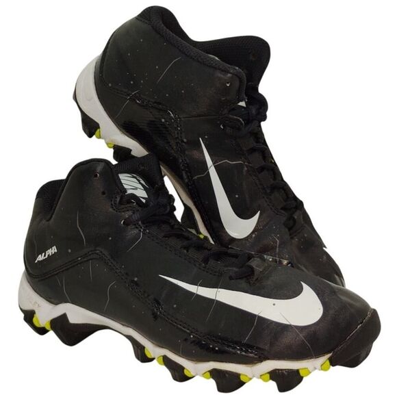 Nike Alpha Shark 2 Boys Black Football Cleats - Size 4.5 - Picture 1 of 6